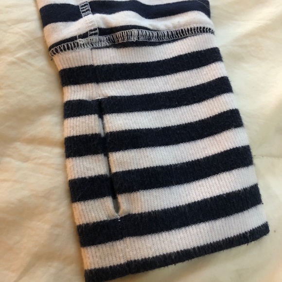 Gap Fit Navy Blue and White Striped Sweatshirt - Picture 7 of 9